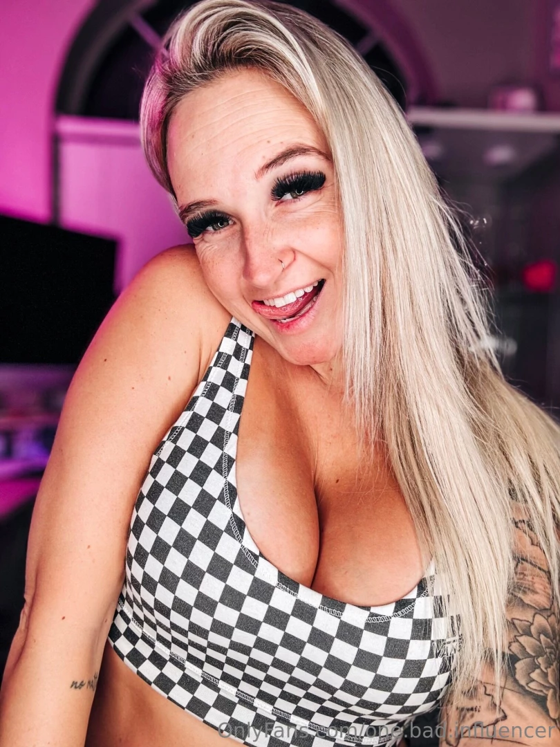 Saturday night live stream is happening right now unlock this topless part 2 