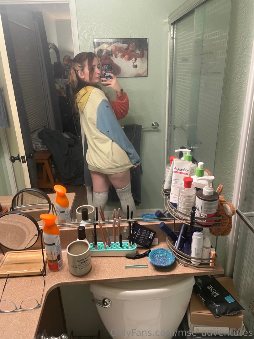 Hey guys i m back as you can tell it s been a while new hair longer part 2 