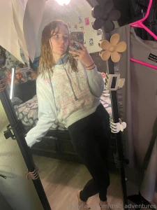 Happy holidays friends i ended up getting sick so took a shower gonna