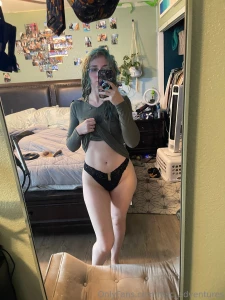 5 11 happy mamas day to any ladies out here and to your moms too what