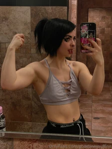 Bros i may drop a very crazy very silly very sllloootyy set tomorrow