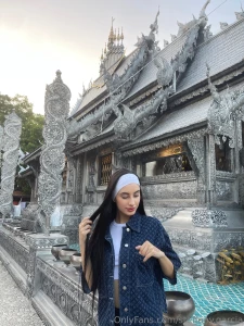 Serving looks catching stares part 1