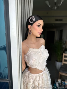 Kiss me but don t fall in love