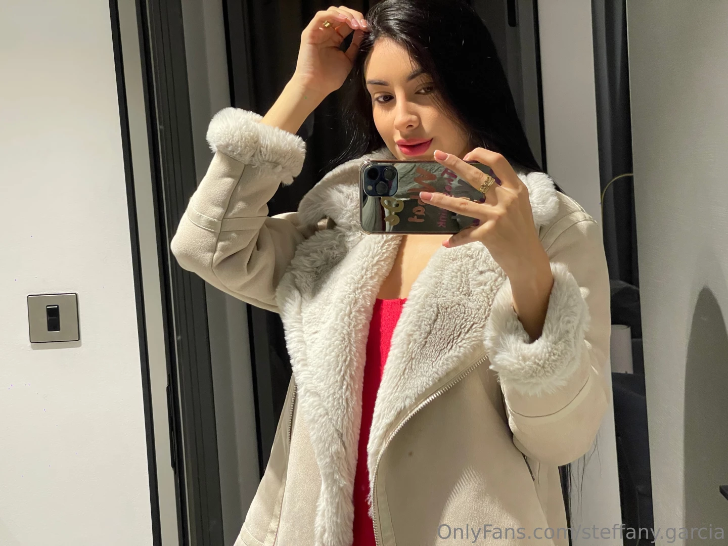 Flirting no just being naturally irresistible 