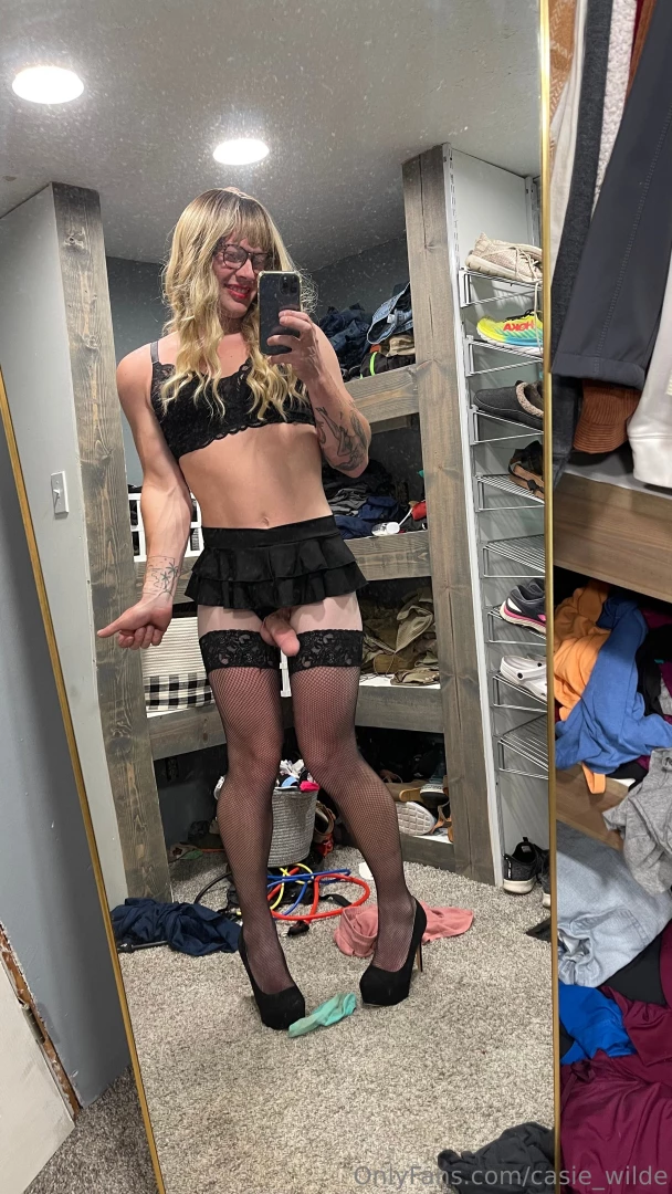 Sometimes daddy just wants you to go cage free part 1 