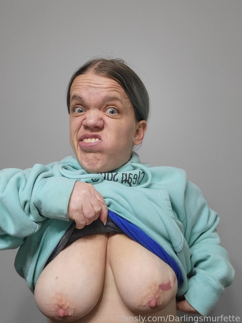 I m not perfect but i have a great sense of humor big boobs and a part 3 