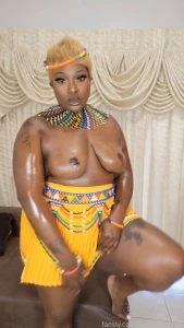 285898188383072256 part 1