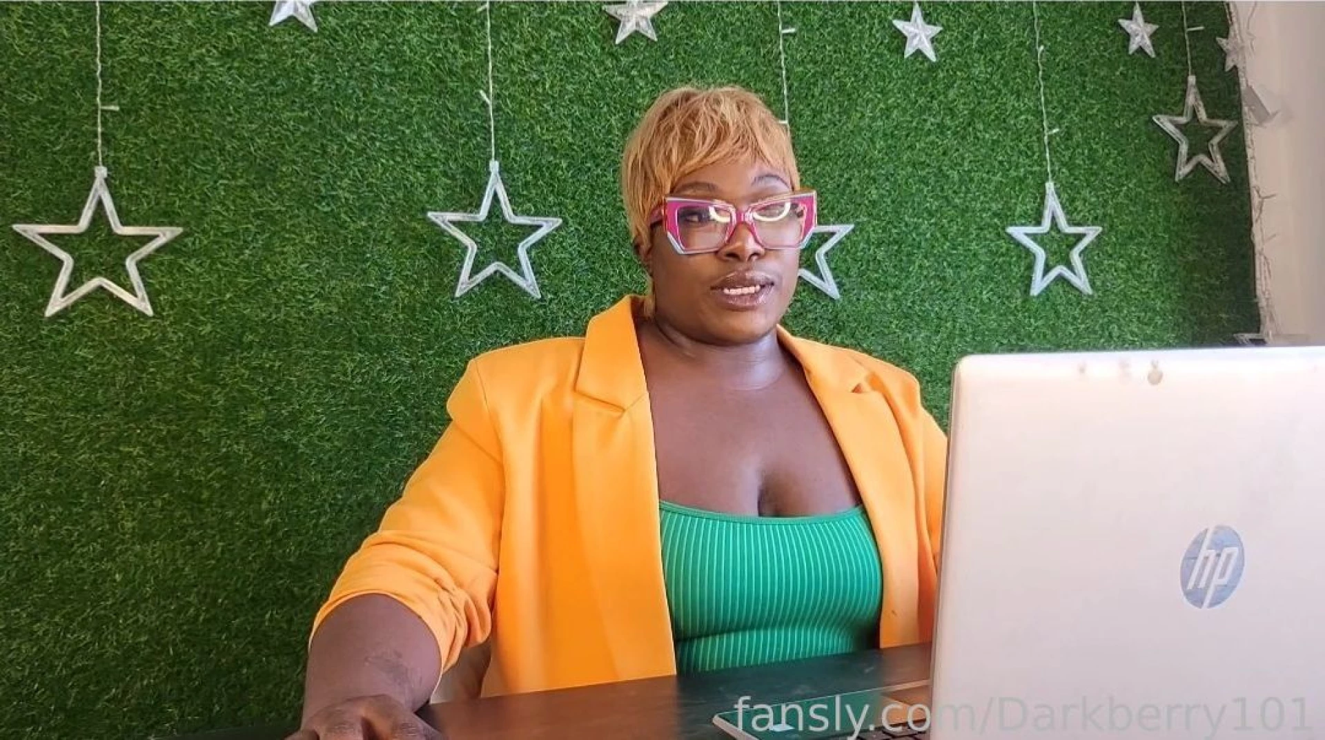 Secretary fucks her bosses son when her boss was absent secretary 