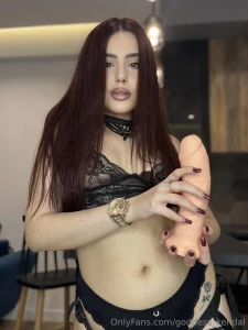 I have a million ideas on how to use my toy on you wanna find out