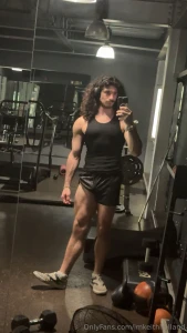 Proof that skipping leg day was never an option