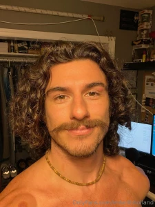 I m easy easy like a sunday mornin