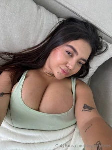 Would you dare to sleep in the same bed as me