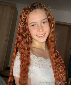 Her bellablakee mouth and pussy are soaking wet and hot for your cock part 11