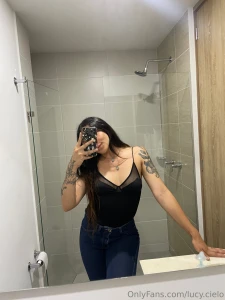 Caught in the act of being irresistible but i don t mind if you stare