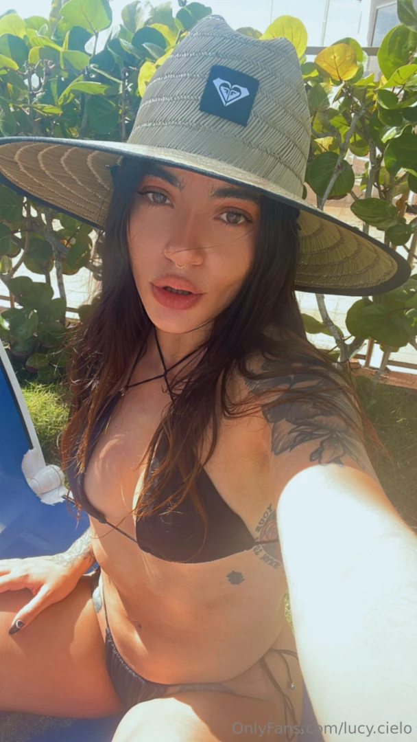 How juicy do lips have to be to make you want it 