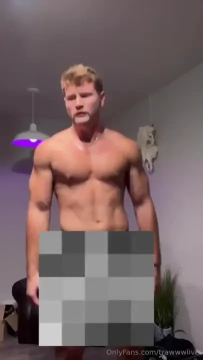 Slow motion video a lot of people want to see daddy shake his rock part 1 