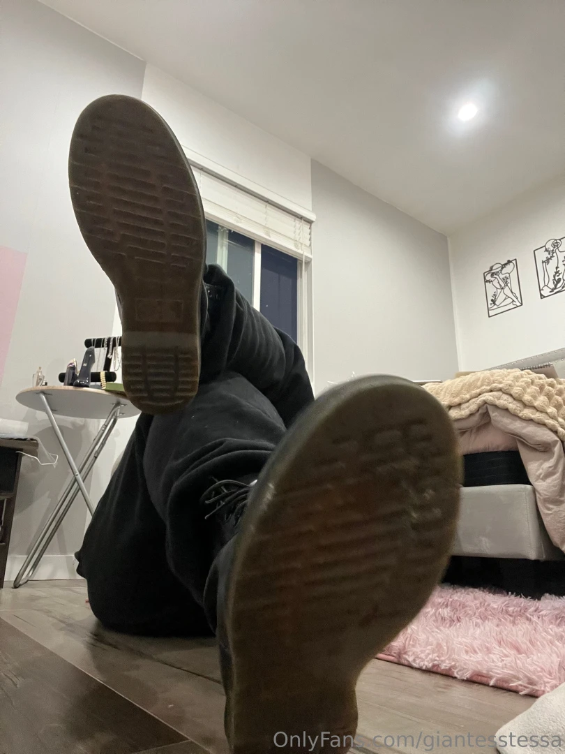 Pov you re so tiny shrunken on the ground and you look up and see my 