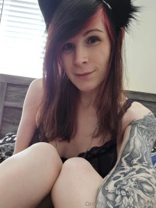 Its cat girl sunday