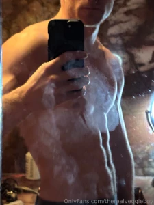 The mirror is dirty but so am i