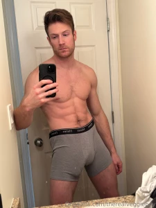 A little selfie shoot where the pictures get increasingly cocky pun part 1