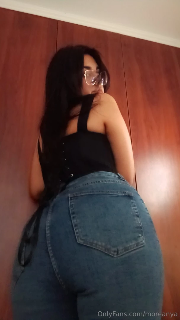 Would you take me on a date in this outfit part 2 