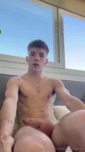 Blutwinkk has emerged as one of the most prominent twinks on onlyfans part 4