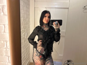 Your perfect little distraction part 2