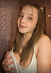 Sweet brunette alinacherry_vip waiting for you to show you a real part 7