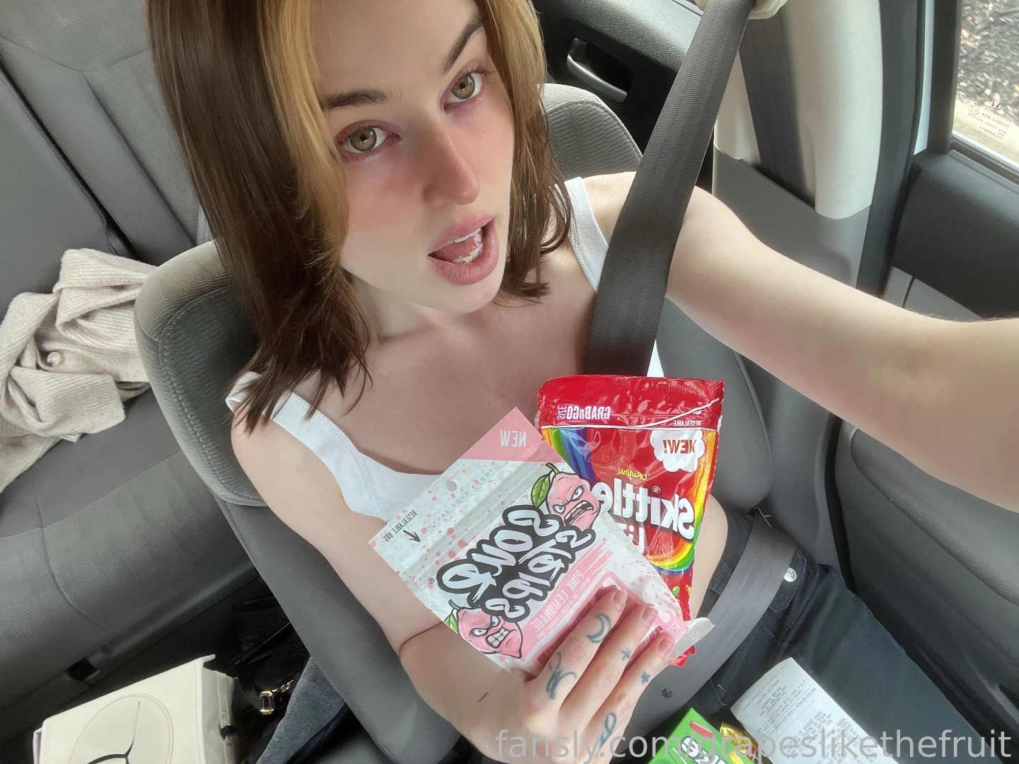 Tip 10 to buy me a treat egirl omo sugarbaby findom goddess fyp 