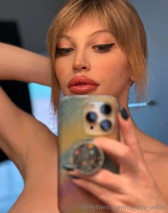 Morning sunshine i wonder what you like the most about me