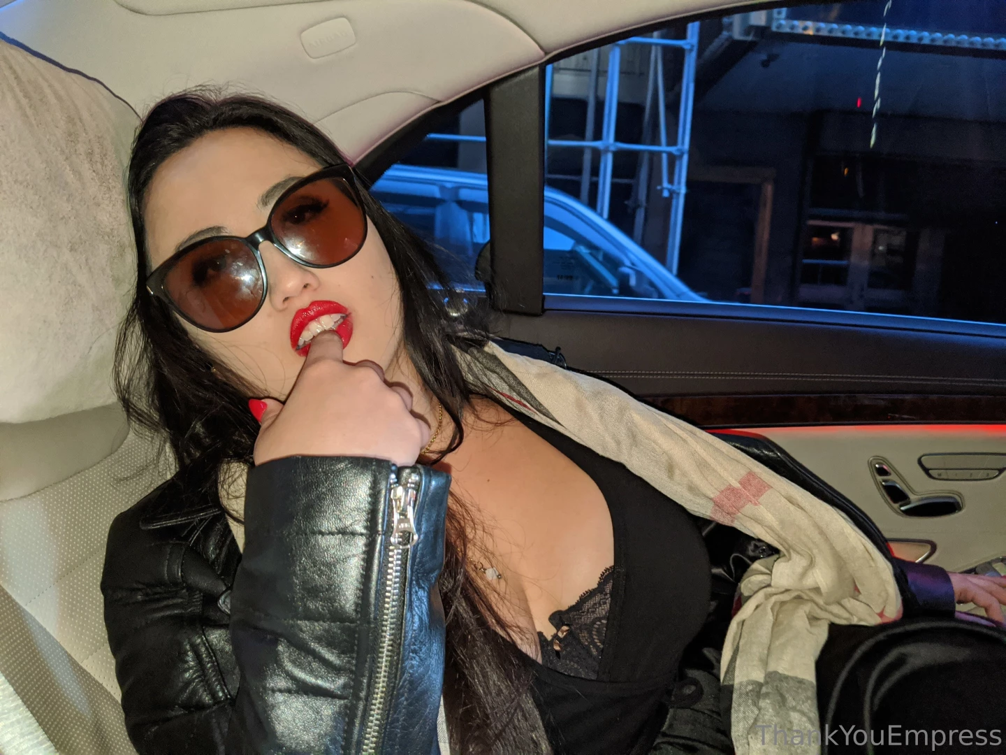 Pov i m generously bestowing you with 60 seconds of uninterrupted eye 