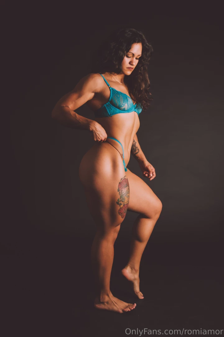 Cualquier fantas a que quieras aqu estoy para cumplirla 