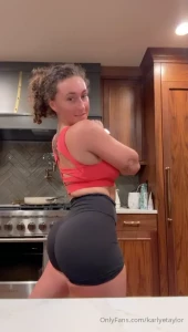 Booty pump goes hardddd