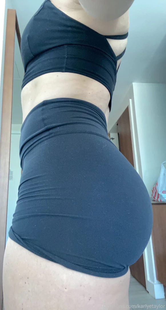 Post workout booty sweat 