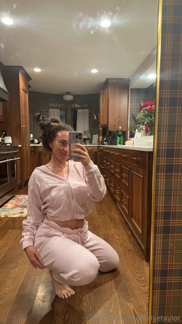 Meet me on the floor 