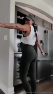 Fit check is this gym approved and would you sneak into the bathroom