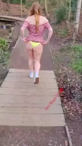 Flashing my pussy and i am not joking as soon as i got up a tour group part 1