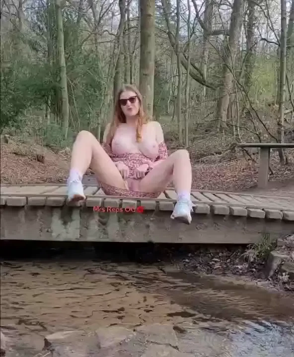 Flashing my pussy and i am not joking as soon as i got up a tour group part 2 