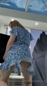 Happy birthday mr president marilyn monroe style air con skirt video part 1