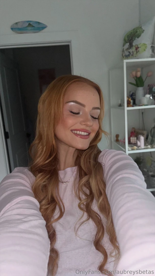 I smile when i know you re already on your knees for me 