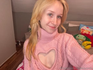 Just a quick selfie for you because i know you miss me