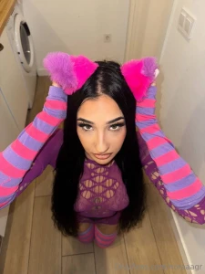 Estoy algo aburrida en casa chateamos nbsp