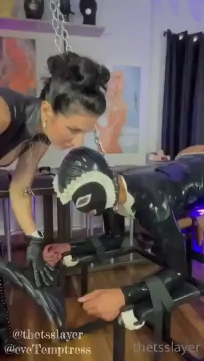 Extreme p3gging from evetemptress monster strap full 25 min available 