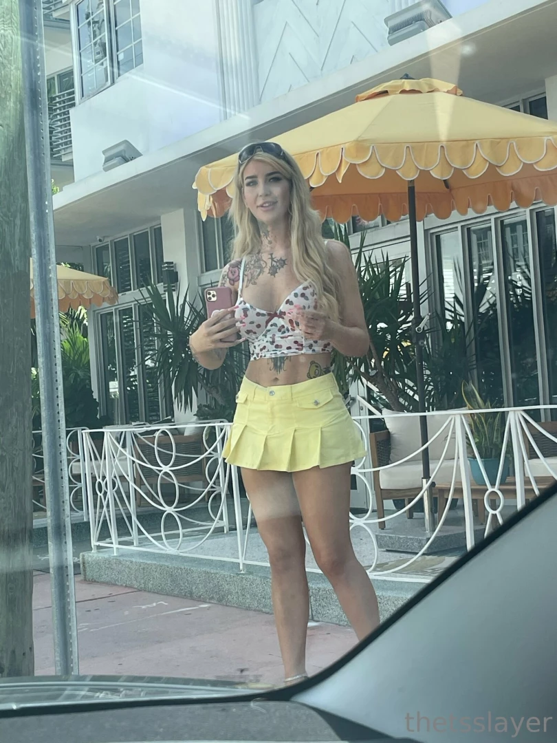Ts street hookups spotted thegraciejane waiting for a ride on south 
