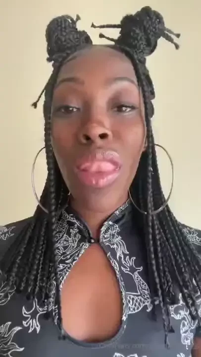 If you enjoyed this video spam my notifications baby give my pictures 