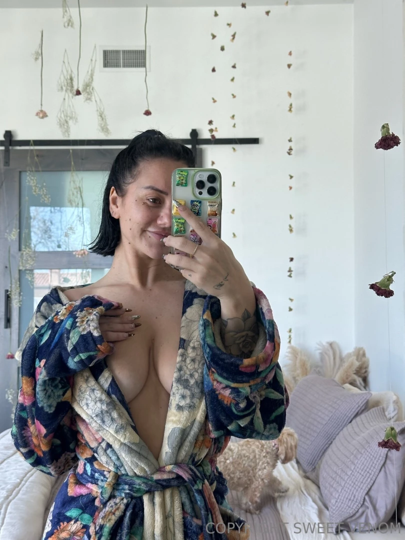 Touch my body part 111 