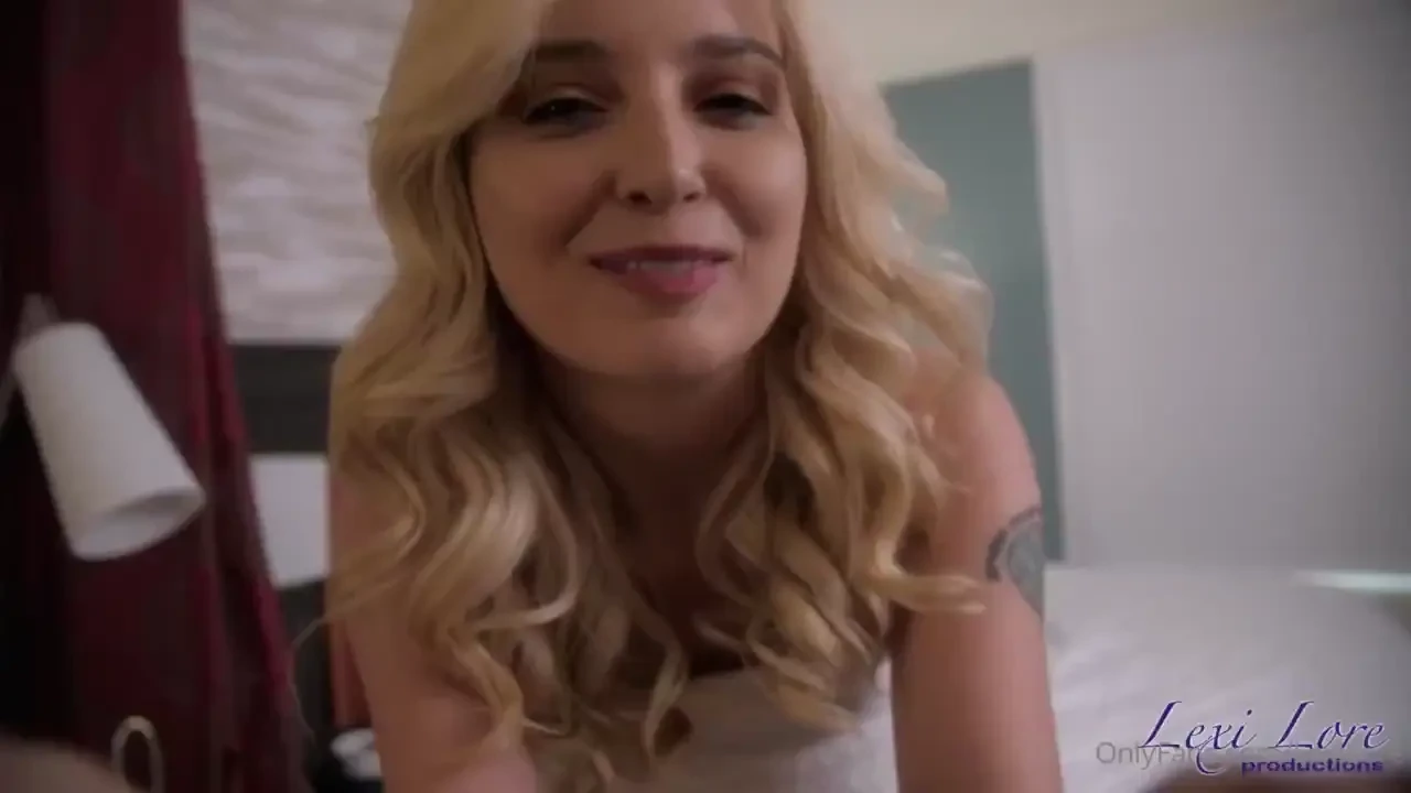 New solo video in your dm if you miss it type bathtowel in our chat 