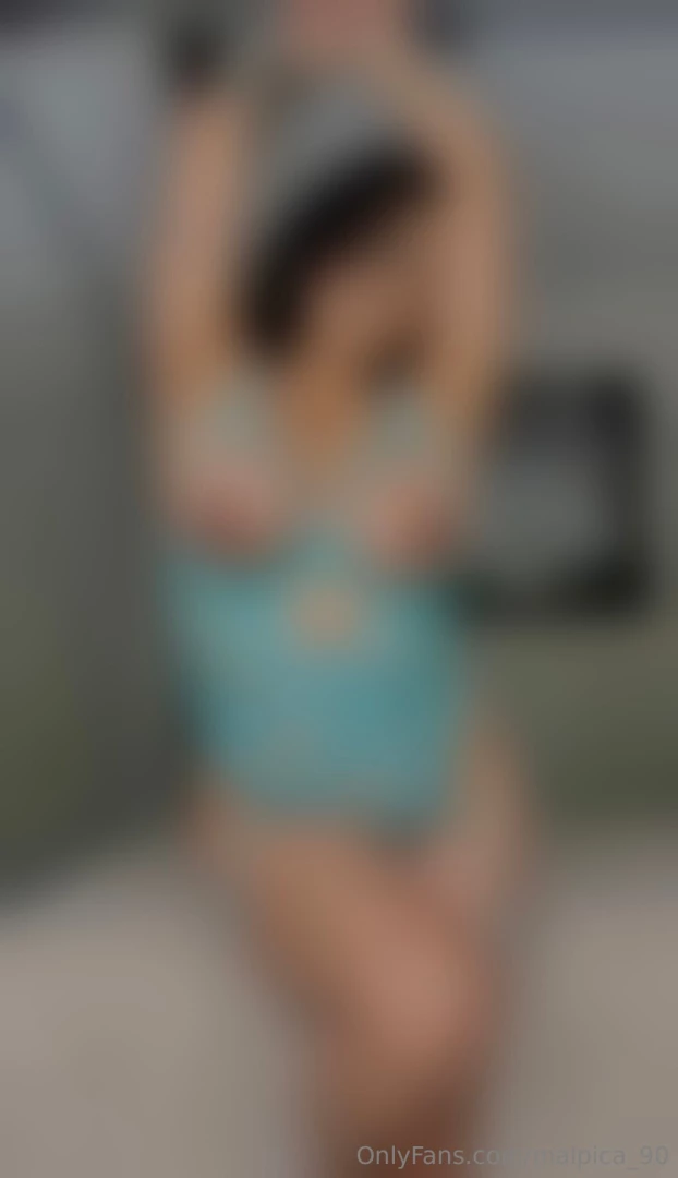 Pov busting my big juicy and booty out and waiting for you to come to 