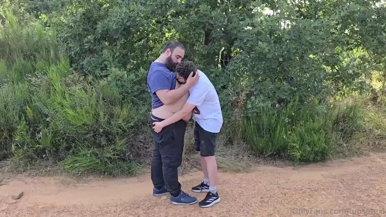 Today we met up with our cruising friend bear_throuple again and these 