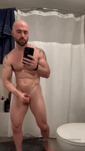 Miami shower jerk off and cum here is one of my bearded hairy jerk off